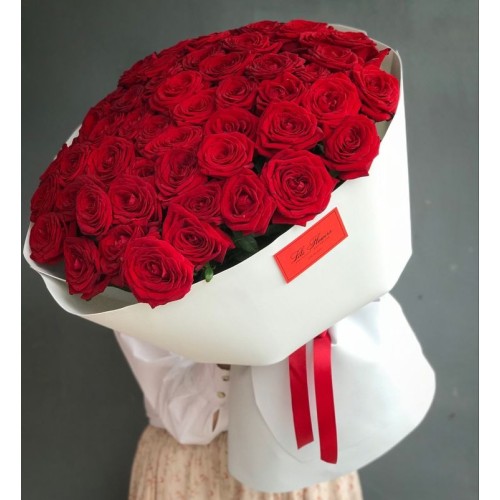 Купить на заказ Букет из 51 красной розы с доставкой в Уральске